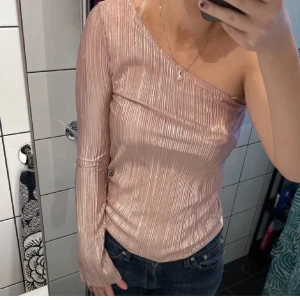 Rosa topp - Jätte söt rosa glittertopp!