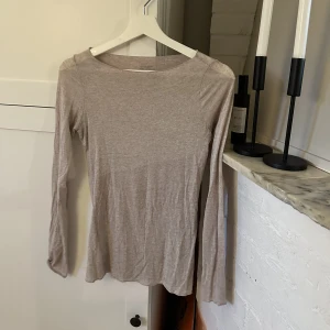 Intimissimi tröja - Intimissimi tröja i fint skick, använd ett fåtal gånger