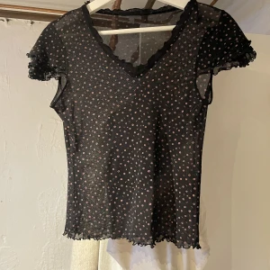 Söt topp - Söt topp köpt på humana som inte kommer till användning 