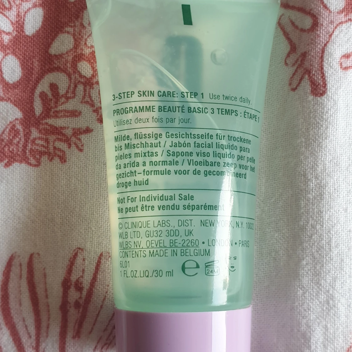 Cliniqe cleanser  - 90