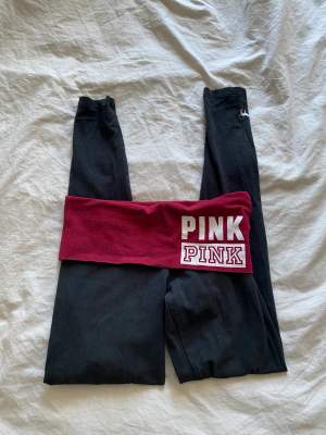 Pink Victorias secret yoga pants storlek XS fint skick. 