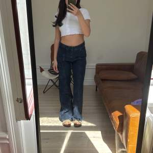 Zara jeans i storlek 36 🩵