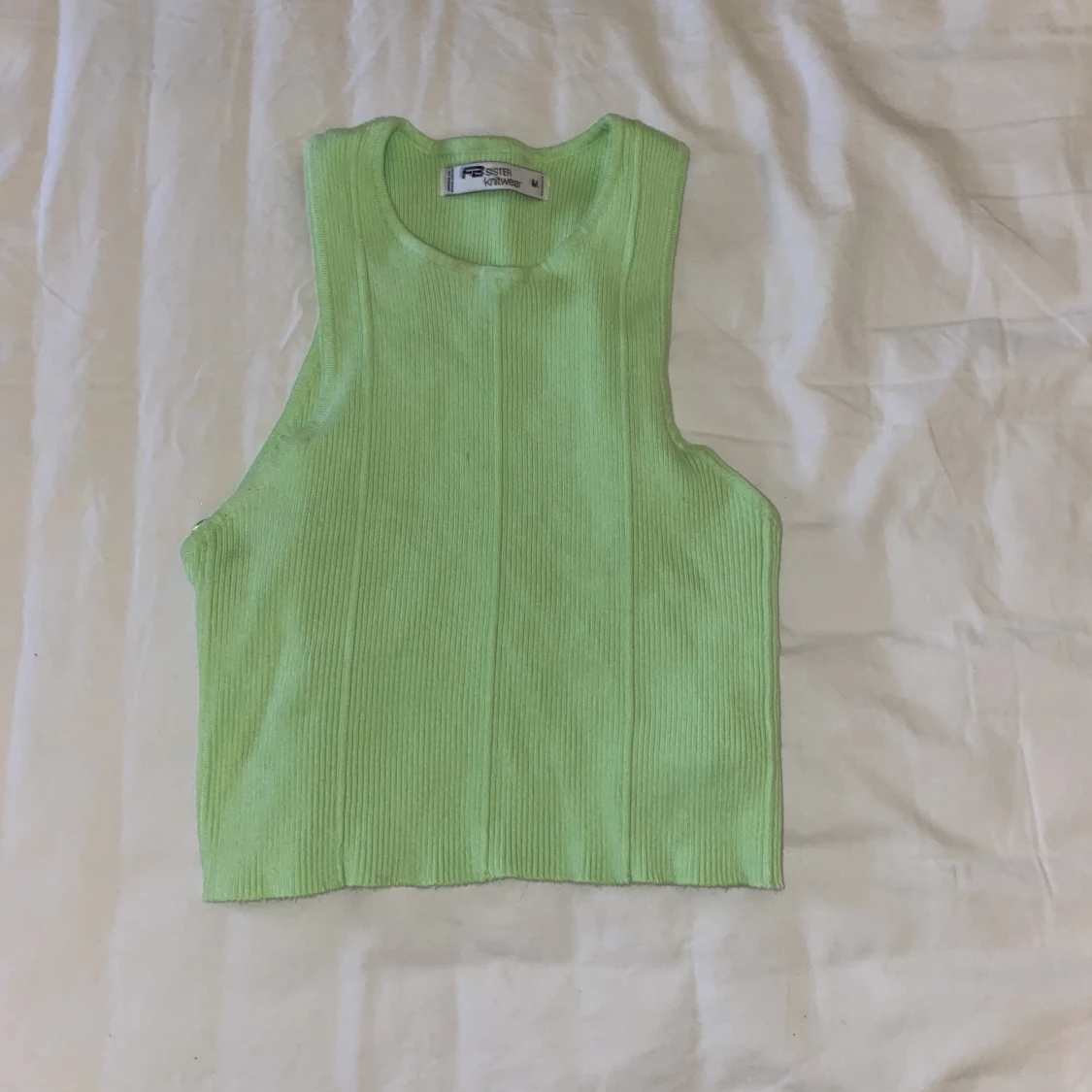 Limegrön croptop linne