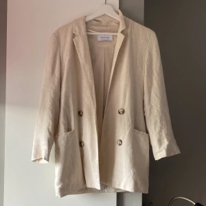 Linnekavaj  - Köptes förra sommaren, enbart använd fåtal gånger. 