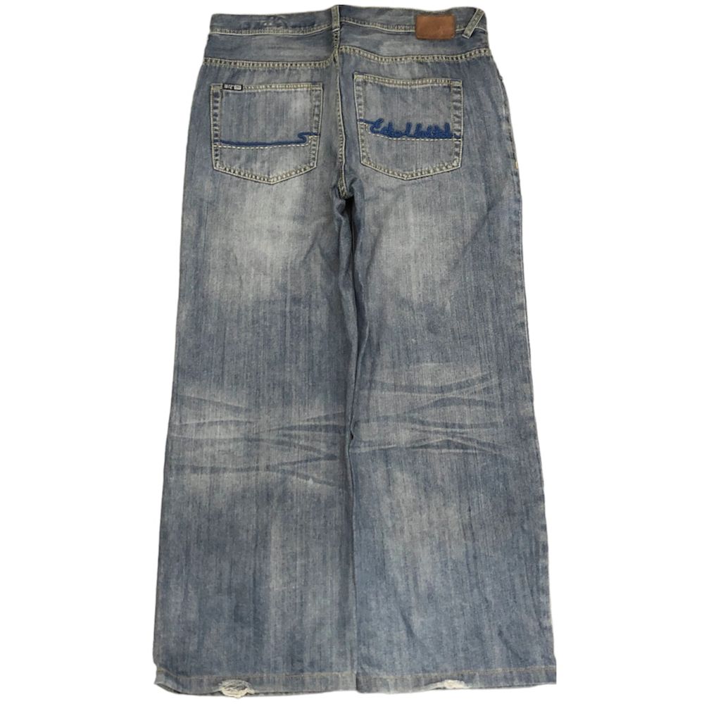 Väldigt baggy vintage jeans från 90-tals märket Ecko. Benöppning 26,5cm!! Storlek 36x32. Använd gärna köp nu!. Jeans & Byxor.