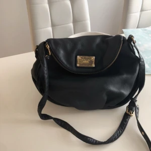Marc jacobs väska - Säljer min snygga marc jacobs väska⚡️ kom privat för frågor!!