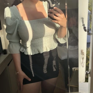 Grön topp - Använd fåtal gånger  Frakt tillkommer 