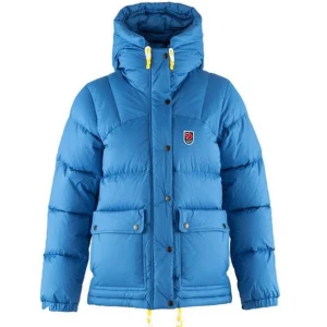 Fjällräven expedition down lite jacka M - Säljer min super fina fjällräven jacka i modellen expedition down lite. Använd endast vintern 2023 så är i väldigt fint skick. Köpt för 6999kr, kvitto finns. Skambud undanbes🙏🏼