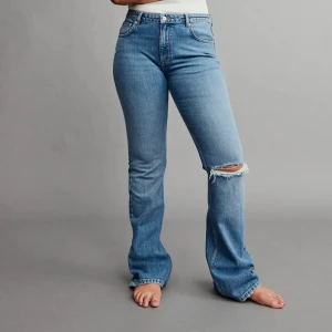 Gina blåa jeans  - Använder knappt.