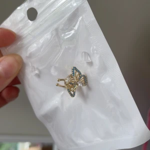 Nya earclips - Fjärils motiv