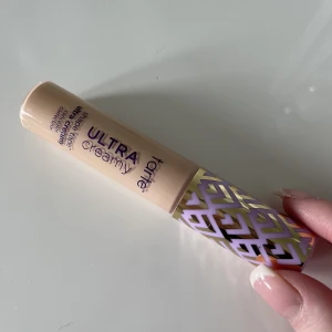 Tarte concealer  - Tarte concealer i färgen 22N neutral använd fåtal gånger säljer för 239kr