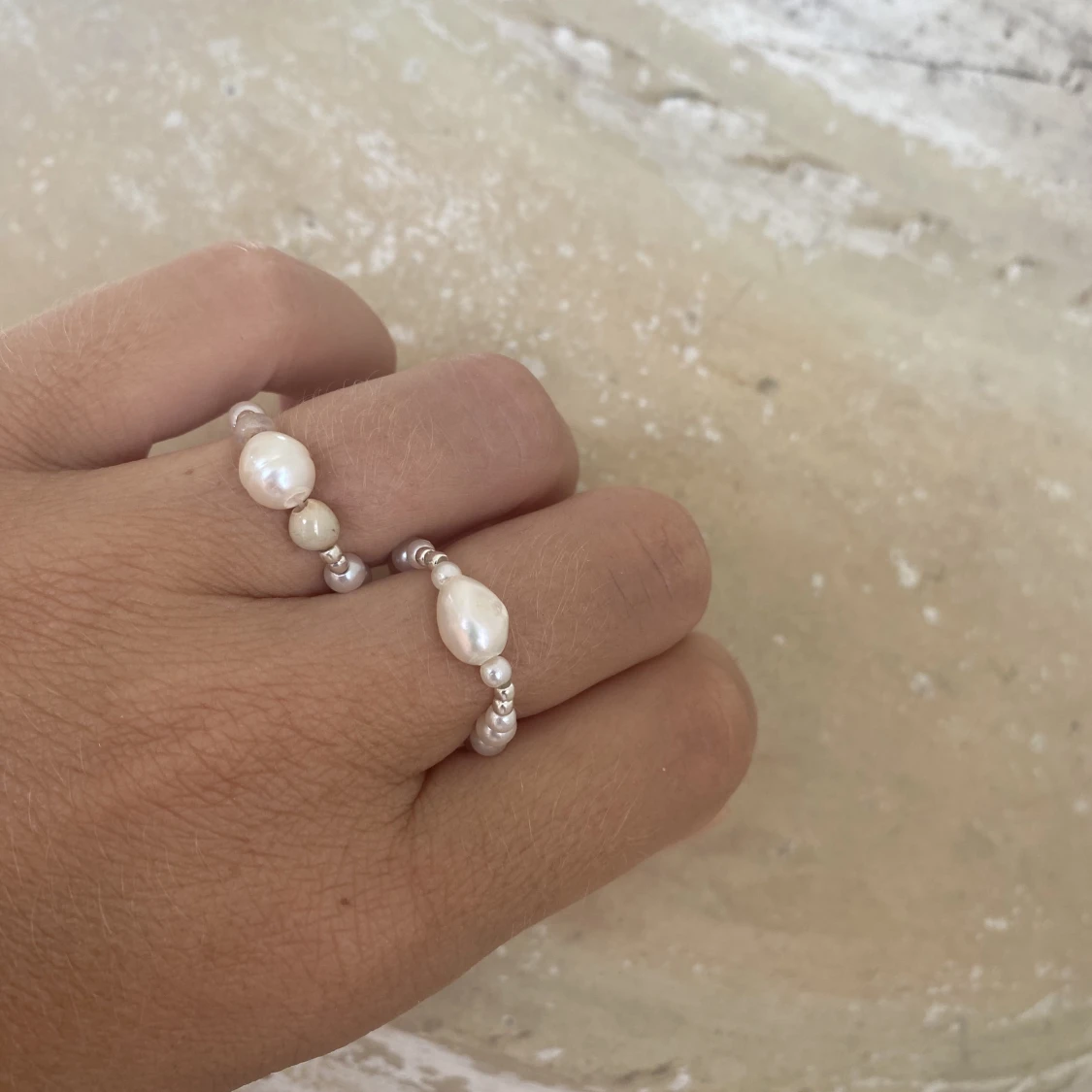 2st handgjorda ringar med sötvattenspärla 