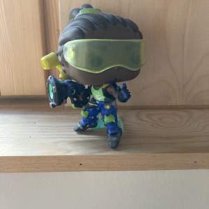 Lucio från Overwatch. Lådan finns inte kvar. Fint skick. 