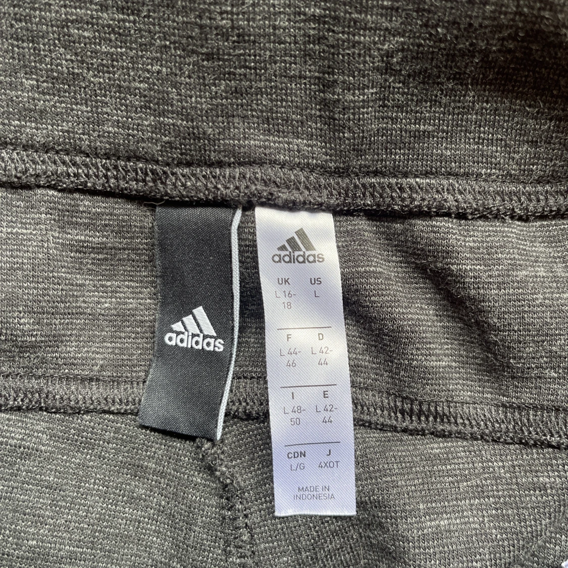 Adidas Träningsshorts - 90