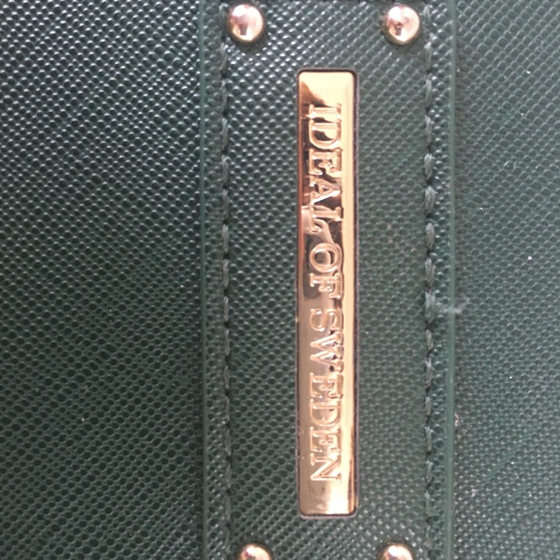 Mac book cover ideal of Sweden  - 91