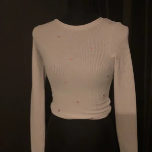 Topp - Topp från H&M, knappt använd. 
