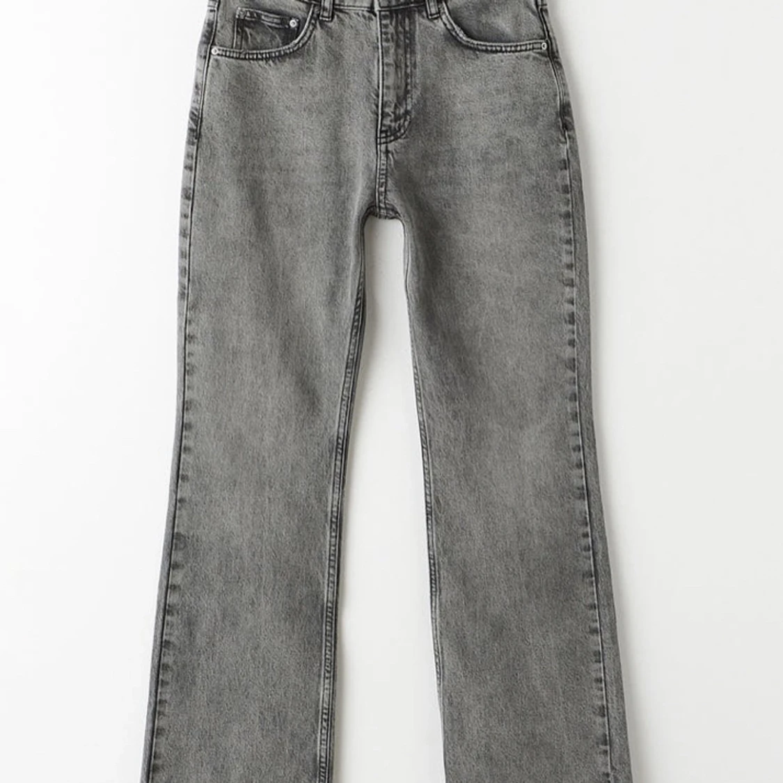 Grå jeans