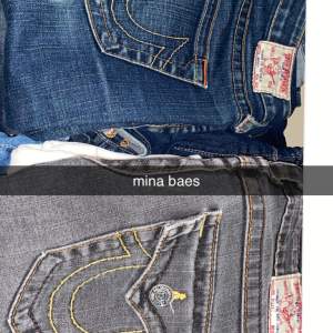 Super fina true religion jeans bootcut/flare st 27-29 k jätte bra skick. Nypris över 1500kr mitt pris 500kr (blåa) 750kr (gråa) prioriterar snabbaffär😊 ställ frågor vid intresse (DE GRÅA ÄR SÅLDA❌❌) 