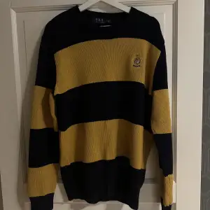 Ralph lauren tröja som är stickad  Storlek M  Helt ny   