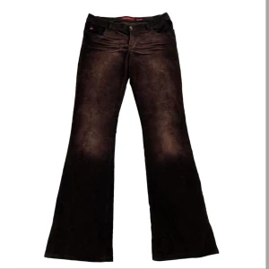 miss sixty sammetsbyxor  - sammatsjeans ms sixty flare midja 81 innerben 86