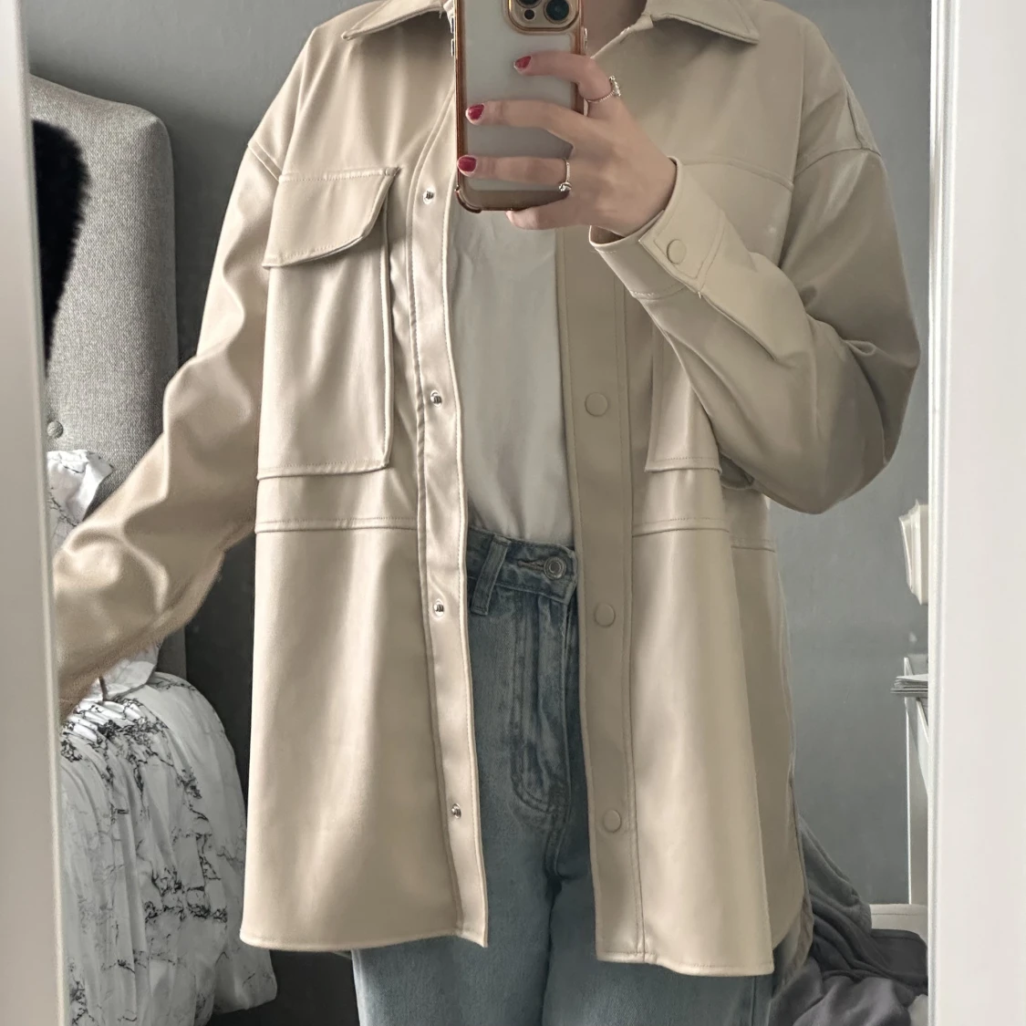 Skin kappa, jacka från NEW YORKER har använt den bara ett par gånger ❤️