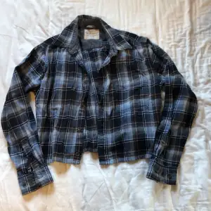 Vintage flanellskjorta köpt på second hand