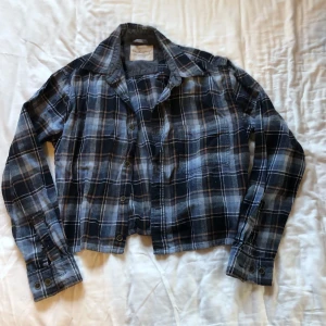 Flanellskjorta vintage - Vintage flanellskjorta köpt på second hand