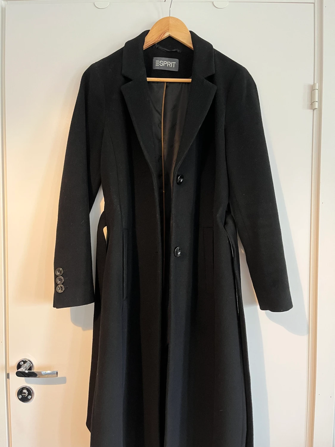 Ullkappa/rock från Esprit