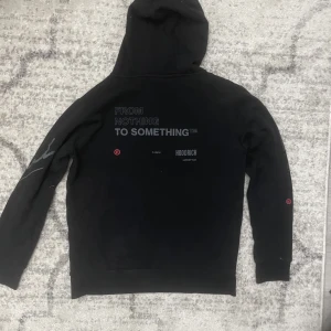 Hoodrich hoodie - Helt ny hoddie som jag har använt några gånger, mycket bra skick 