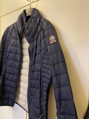 Parajumper  - Använd en gång annars helt ny. 