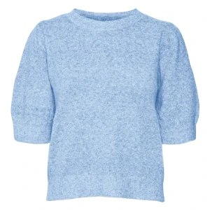 Veromoda stickad kortärmad - Super fin stickad T-shirt ifrån veromoda, bra skick då den inte är mycket använd, super fin i modellen! Priset går att diskuter vid snabb affär! 👐🏻