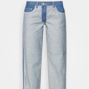 Weekday jeans - As coola jeans från weekday. Helt nya med lappen kvar💗