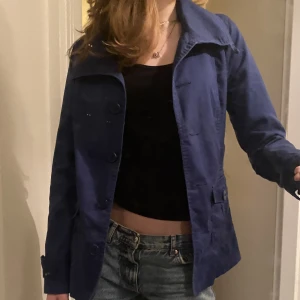 kappa - jättesöt blå kappa, köpt secondhand 🍂🍂🍂🍂