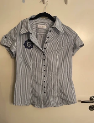 Fin skjorta - Använd fåtal gånger