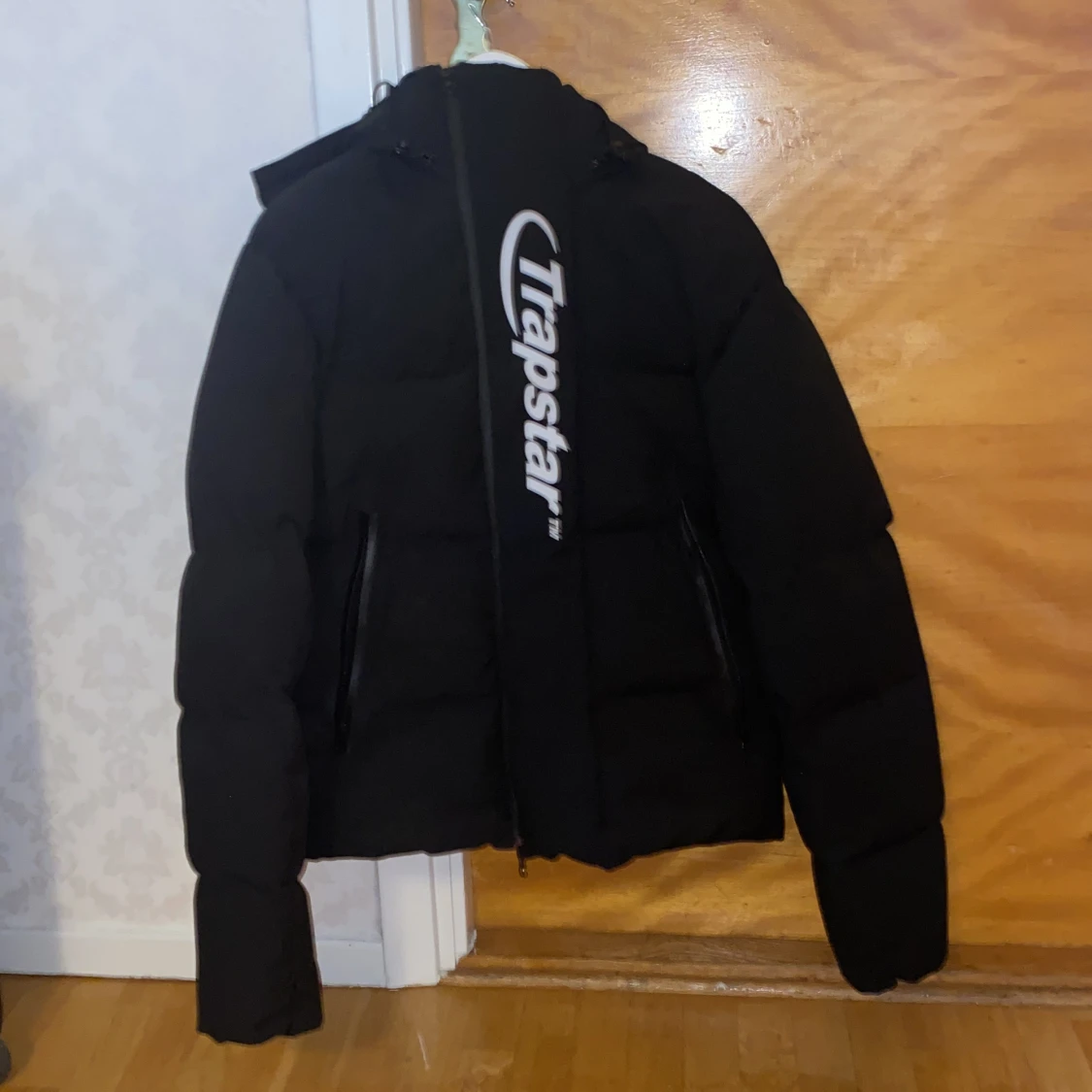 Trapstar Hyperdrive Technical Puffer