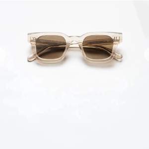 Solglasögon från Chimi i modell ecru 04. Super bra skick❤️ Köpta för 1250☺️
