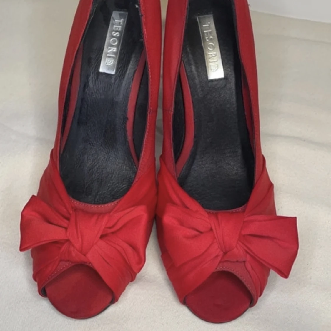 Röda högklackade skor - 91