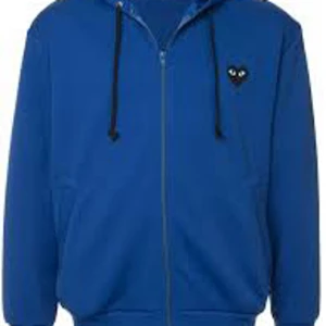 Commes Des Garçons hoodie - Hoodien är S, kostar 4 tusen, köpt i nk, påse medföljer, 10/10 skick inte använd, säljer för att den var för liten, pris kan diskuteras 