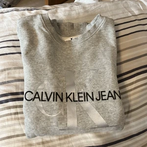 Ck tröja - Har växt ut ur den så jag säljer den