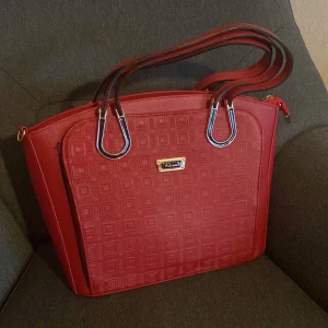 Bag - Very good condition 37*28*14 