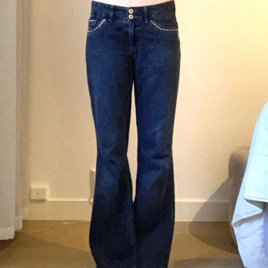 Lågmidjade utsvängda jeans - 90