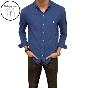 Ralph lauren skjorta - Tjo säljer nu min assköna Ralph lauren skjorta i dunder kvalite i storlek S! Hör av dig vid minsta bekymmer🙌