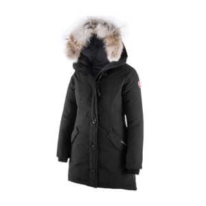 Canada Goose ”Rossclair Parka” dam  - Säljer min Canada goose jacka i modellen Rossclair Parka (st L/G) den passar både L och M och går att justera i midjan. (Vid snabb affär kan priset diskuteras!) först till kvarn 