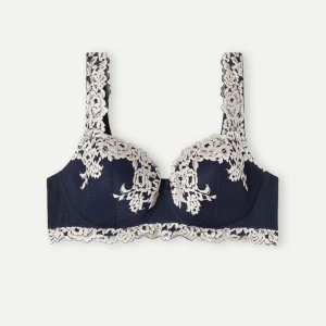 Intimissmi bh  - Säljer min fina Intimissmi bh då jag ej använder den längre, de e modellen utan push up