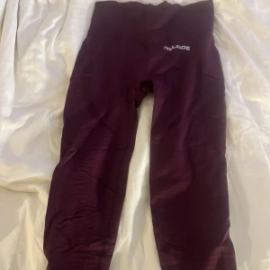 Relode tights lila strl M - I fint skick 
