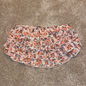 Croptop - Perfekta croptopen till sommaren! Strechigt material