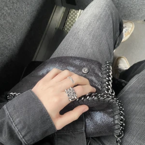 Tiamo liknande väska - Bra skick,kannpt använd jag har bara tröttnat på den.