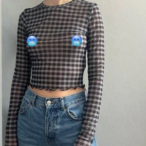 Cool topp - Genomskinlig tröja. Utan fläckar eller märken