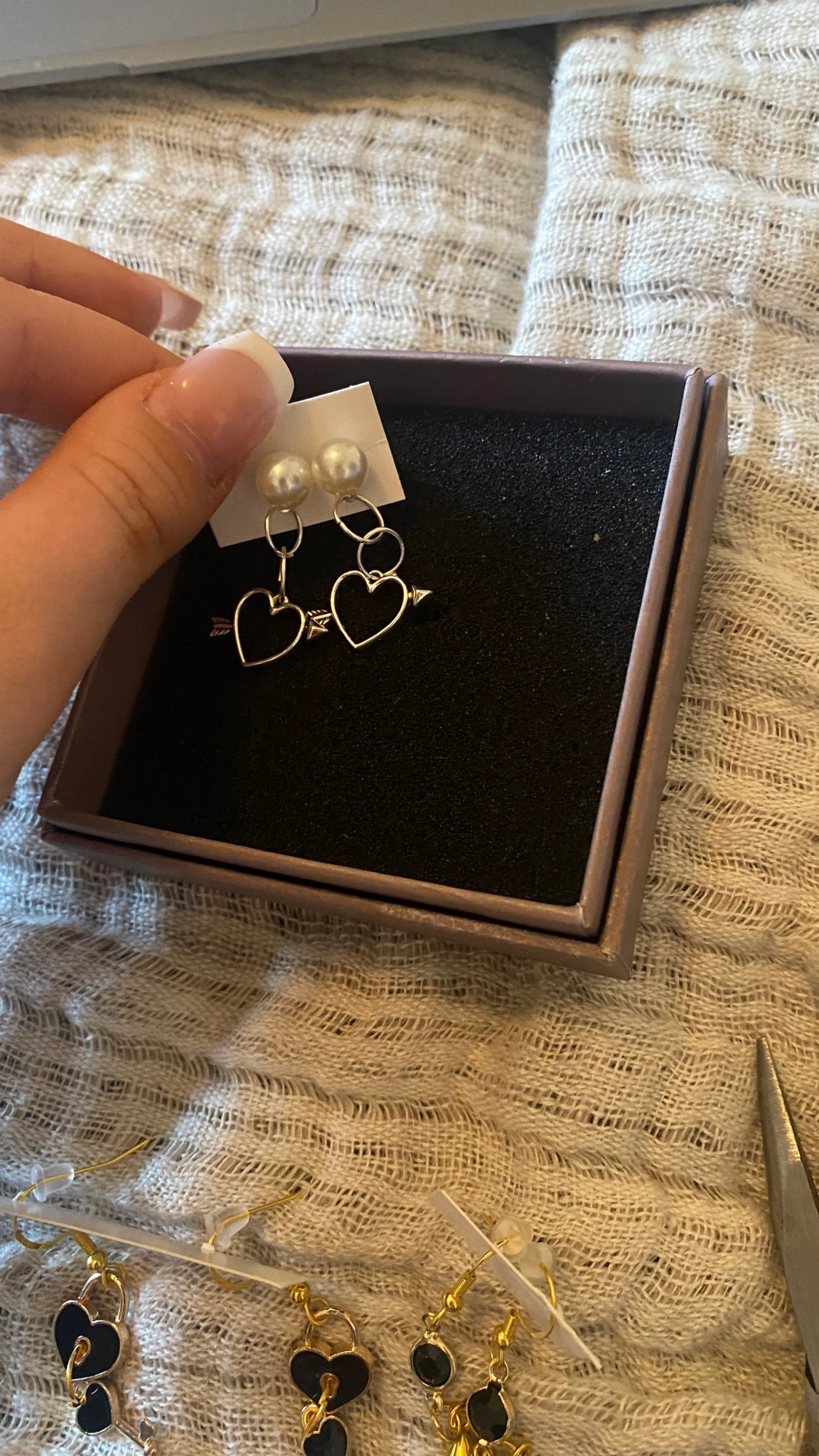 Egengjorda örhängen 