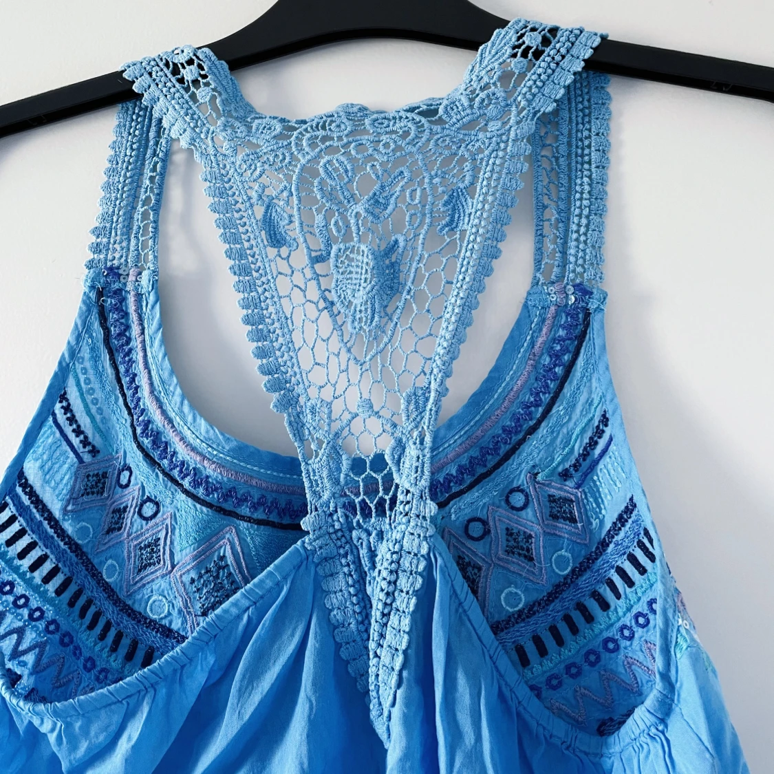 Blått, mönstrat linne - 90